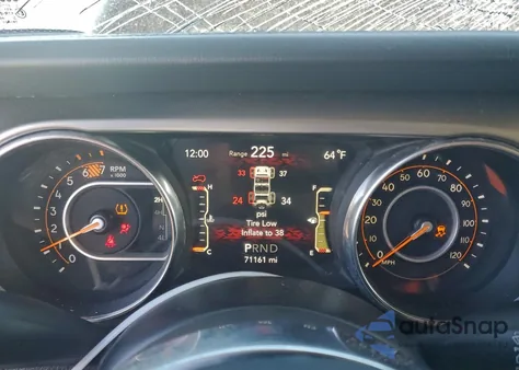 2021 Jeep Wrangler Unlimited Sahara z USA, uszkodzony, nr VIN 1C4HJXEN5MW544526